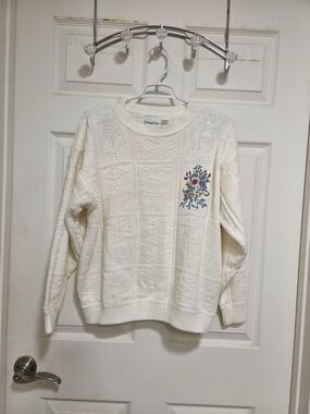 Vintage Carriage Court Floral Embroidered Patchwork Sweater Cream Large Grannyco